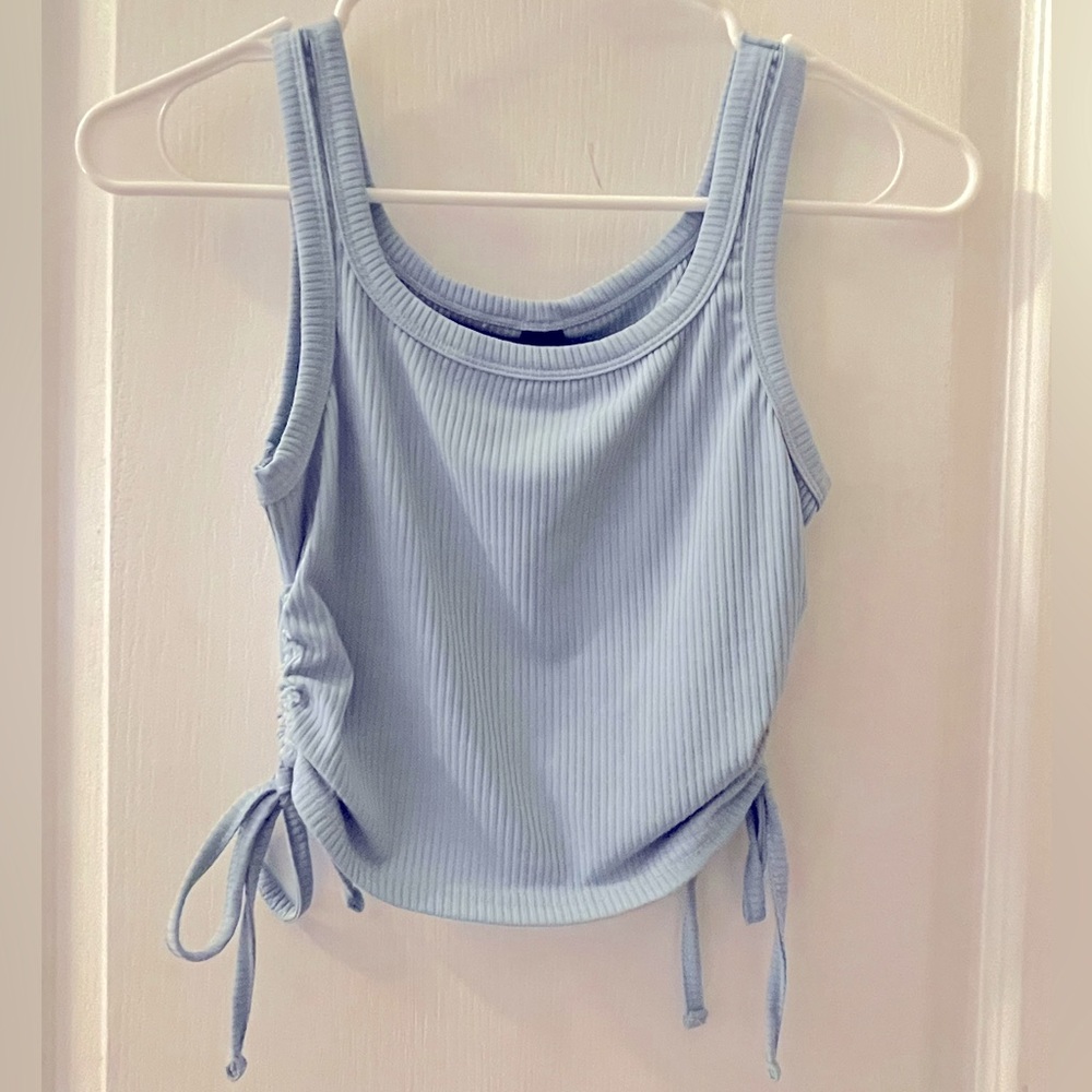 blue tank top
